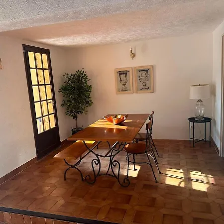 Villa, Avec Piscine, Proche Mer, Gare Et Commerce Villa