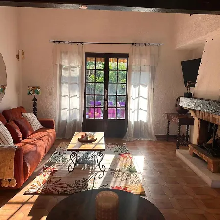 Villa, Avec Piscine, Proche Mer, Gare Et Commerce Villa Saint-Raphaël